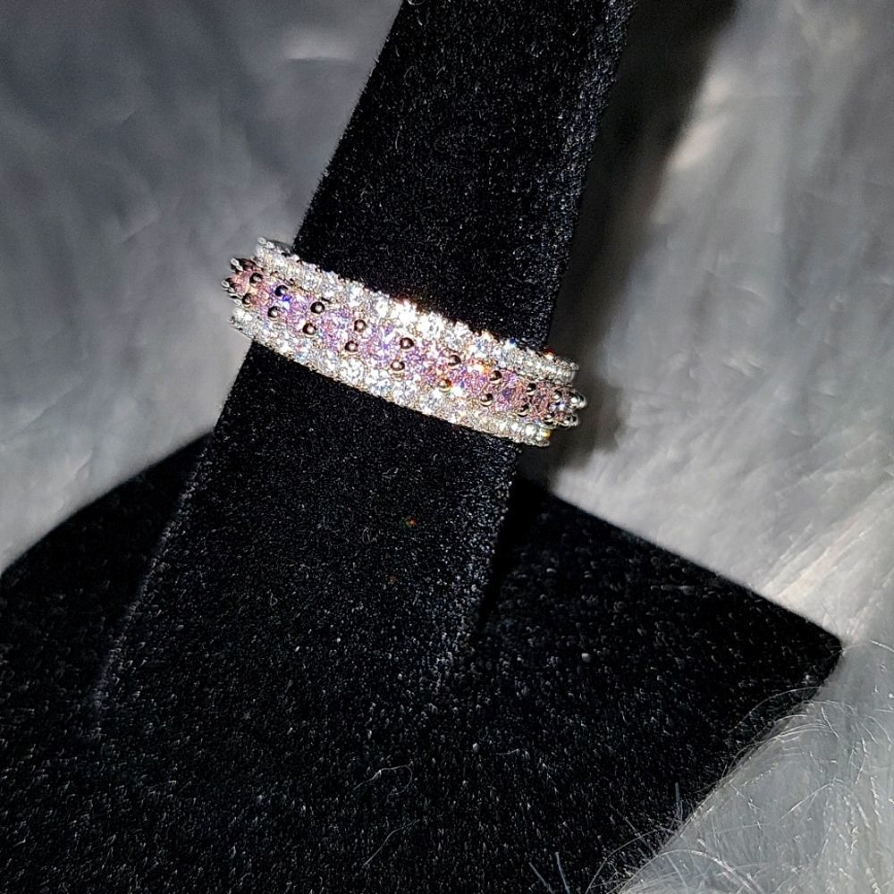 925 Sterling Silver Pink Stones Ring Band, US 8